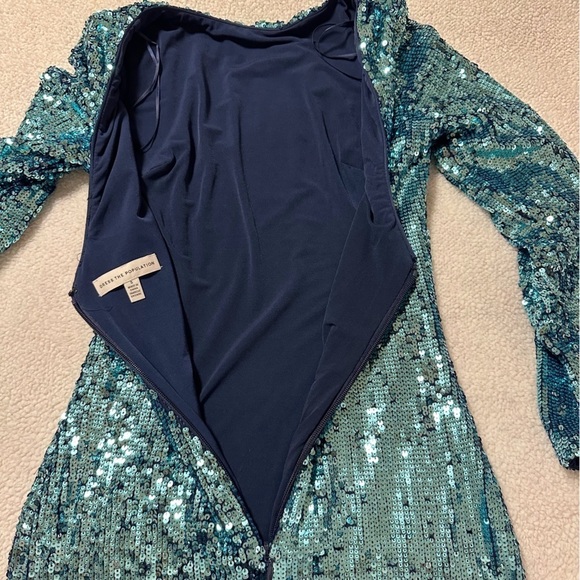 Dress the Population Emery Dress Ice Blue Sequin Long Sleeve Metallic Cocktail - Picture 13 of 17